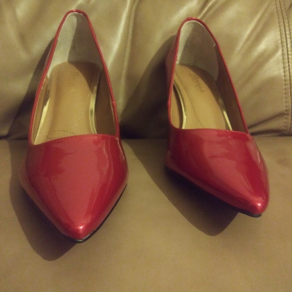 Ladies JRenee dress pumps
